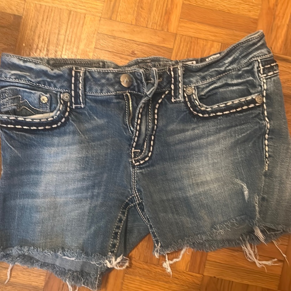 Miss Me.. cutoff shorts size 31